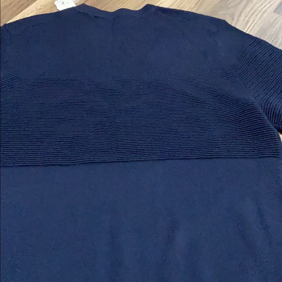 Saks Fifth Avenue Navy blue crewneck sweater - Picture 12 of 12